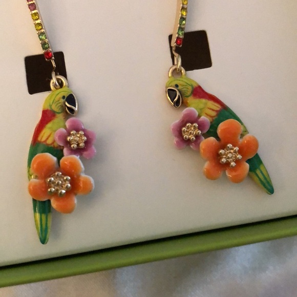 Betsey Johnson Gold Tone Rainbow Enamel Parrot & Flower Drop Earrings NIB - Picture 12 of 16